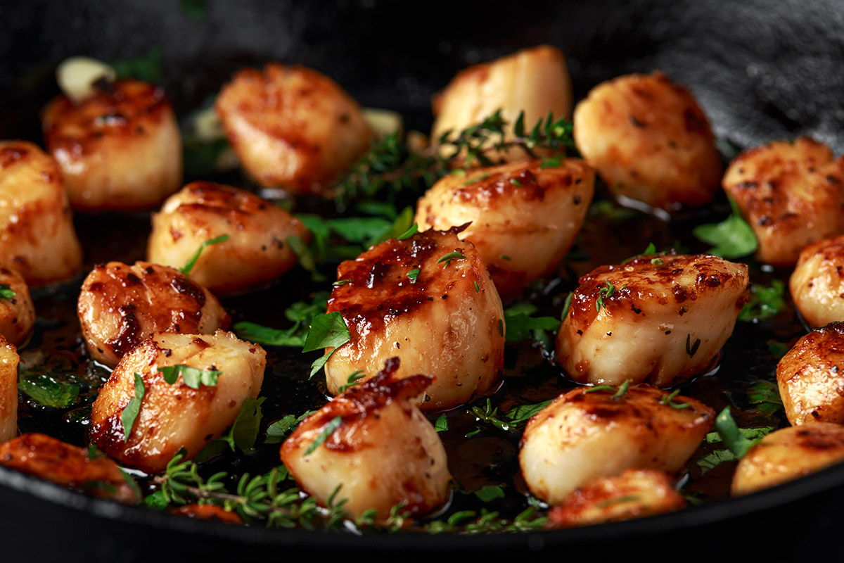 Sautéed Scallops with Garlic Butter, Lemon and Parsley Seafood By Sykes